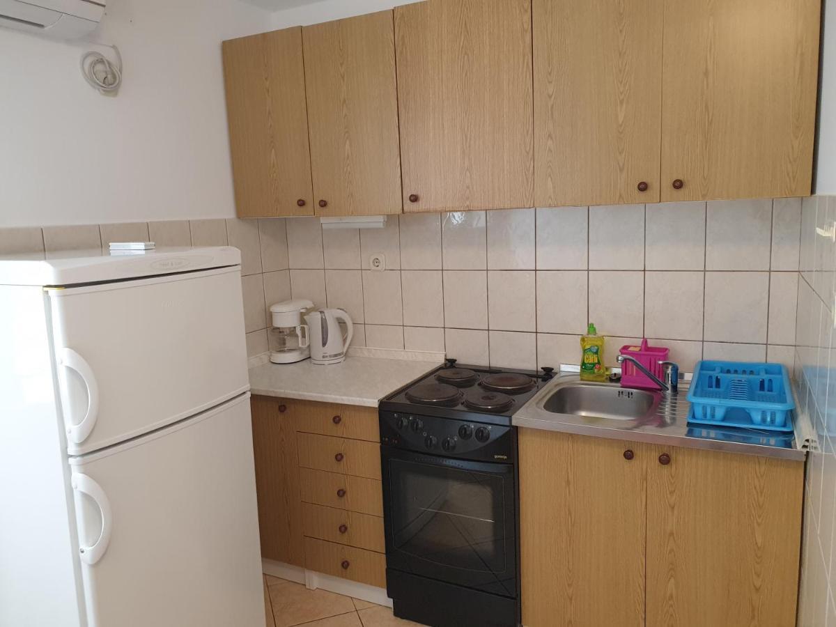 Apartmani I Sobe Jusic ラブ エクステリア 写真